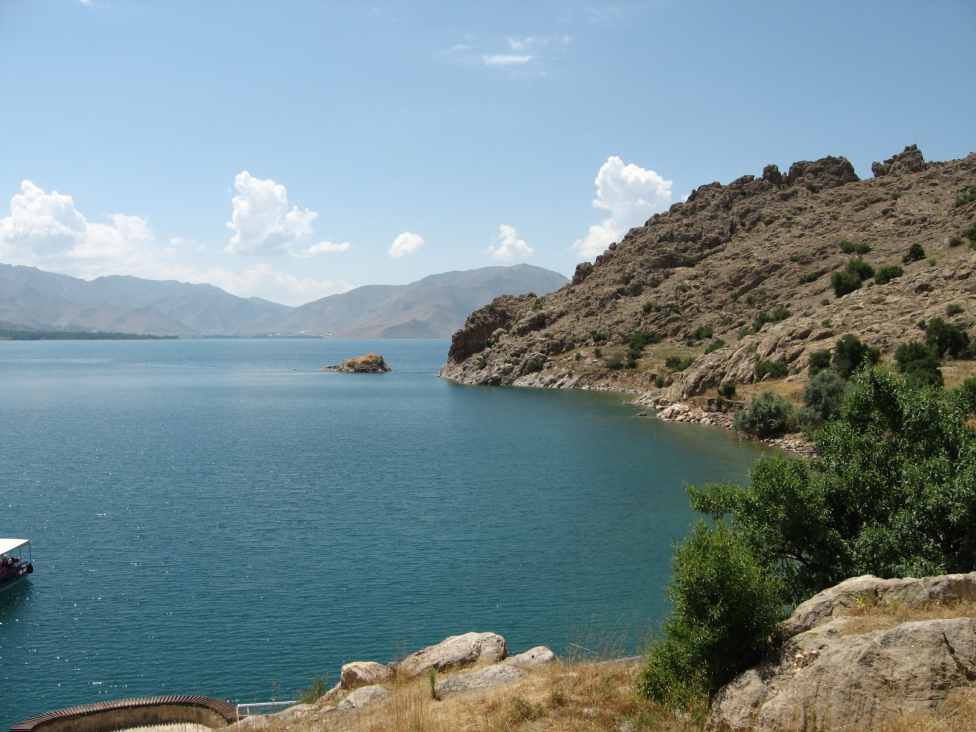 Akdamar Adası