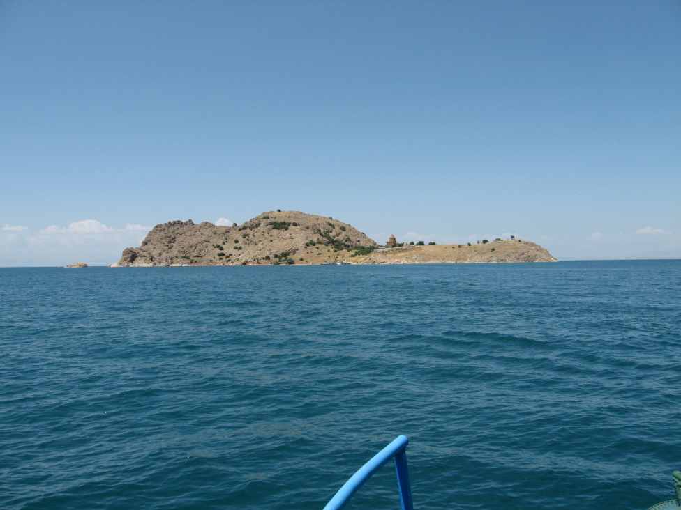 Akdamar Adası