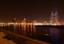 Bahreyn Nerede, Hangi Kıtada? Bahreyn Hakkında Bilgiler Bahreyn Gece Manzarası