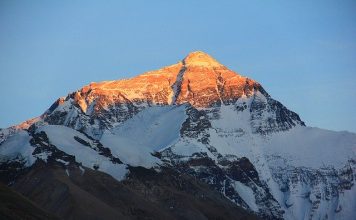 Everest Tepesi Nerededir? Everest Tepesi’nin Yüksekliği Kaç Metredir? Everest Tepesi